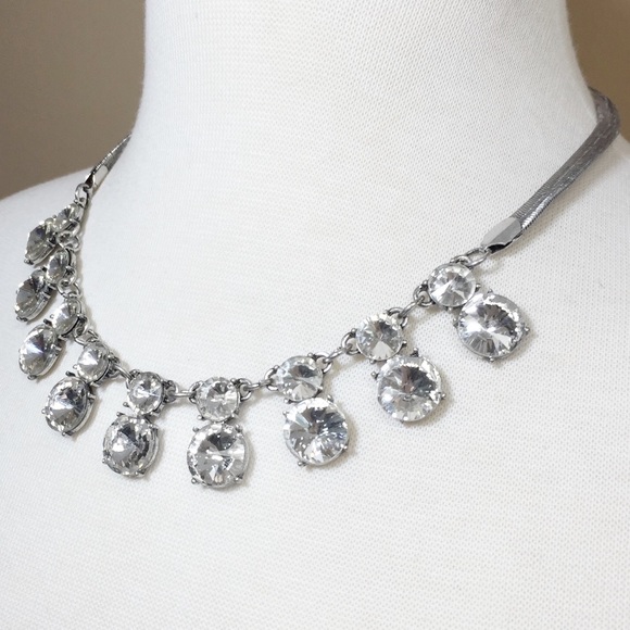 Rhinestone Flair Fancy Silver Necklace Earring Set - Picture 2 of 3